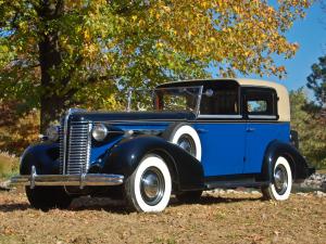 Buick Special Town Car by Brewster 1938 года